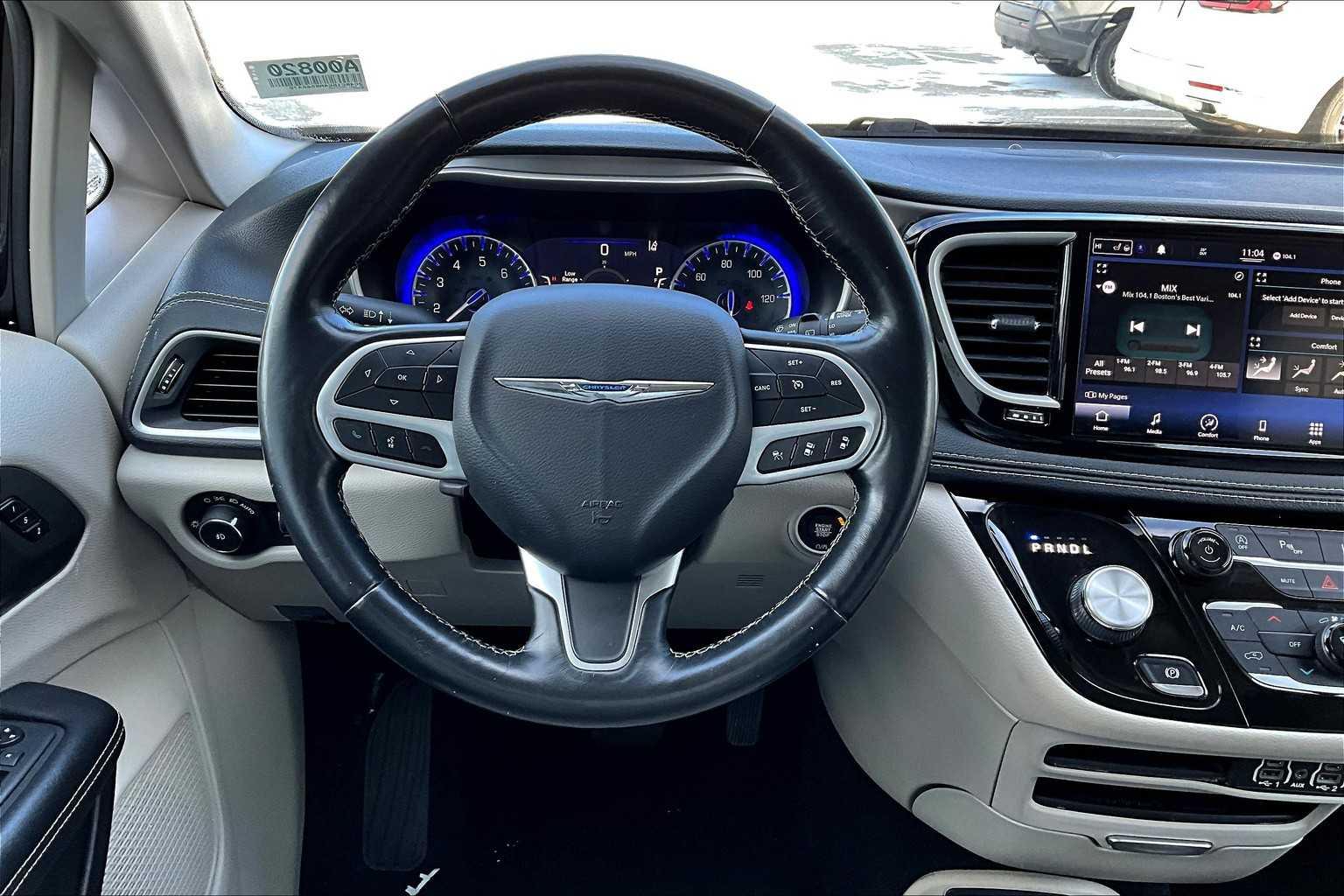 2021 Chrysler Pacifica Touring L - Photo 18