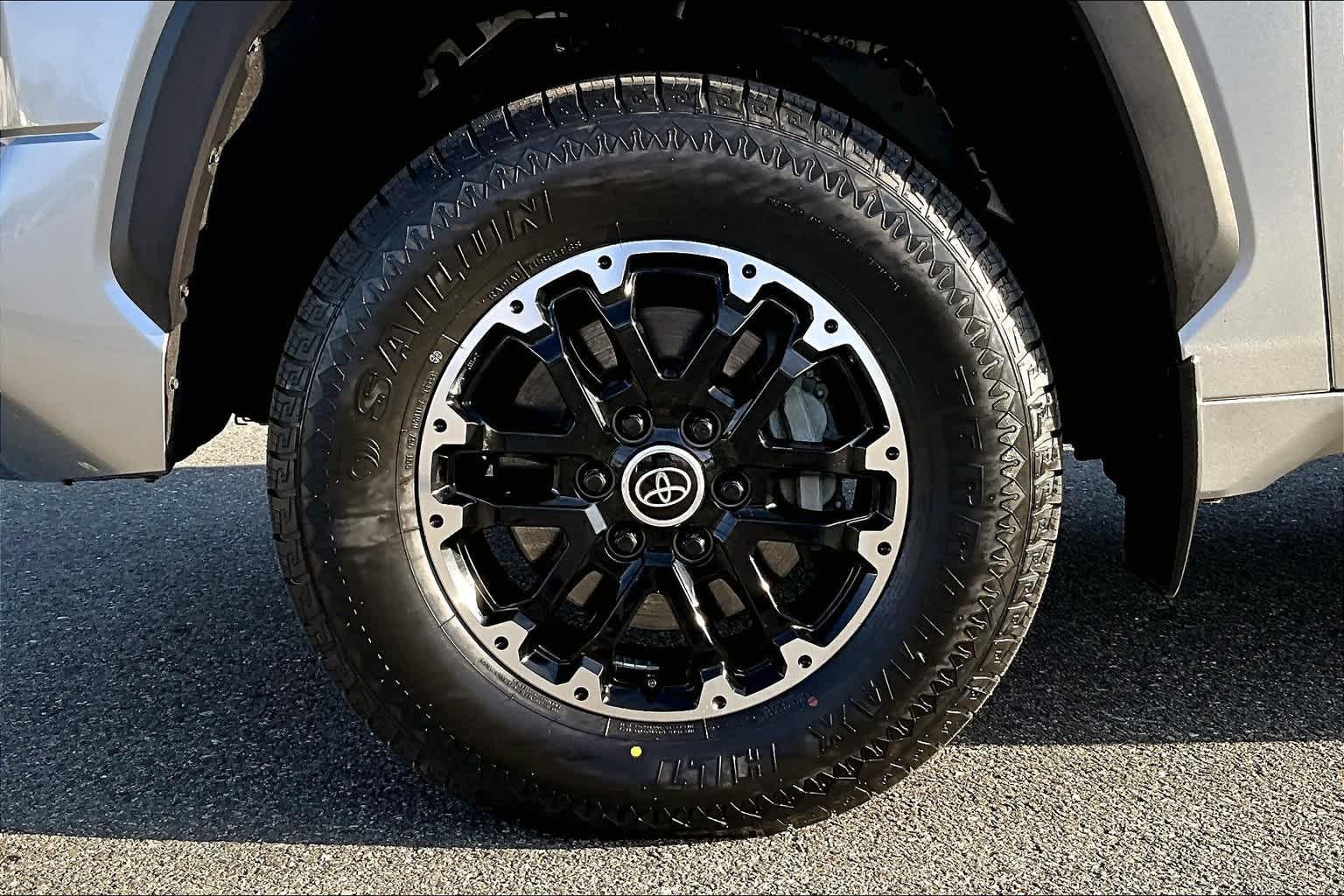 2022 Toyota Tundra SR5 - Photo 7